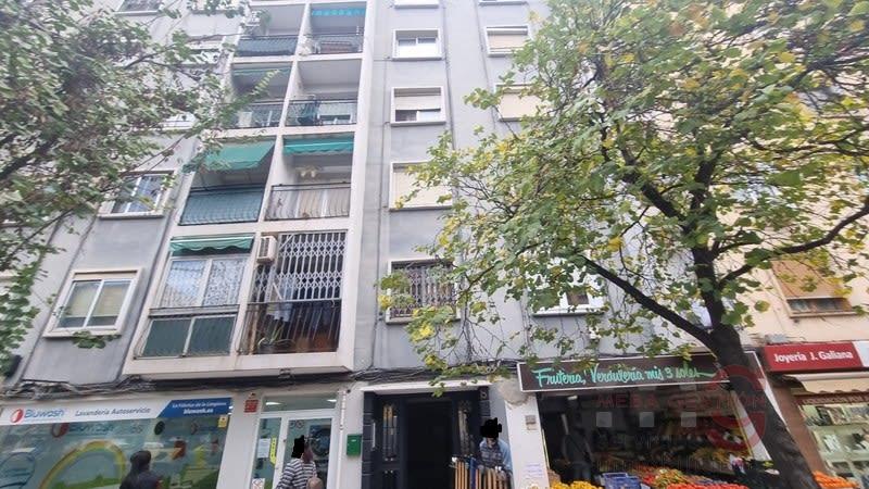 For sale of apartment in Valencia