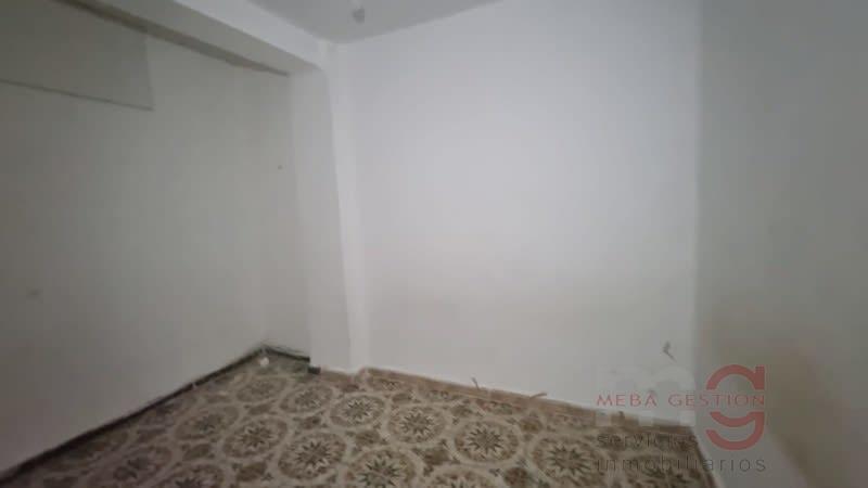 For sale of apartment in Valencia