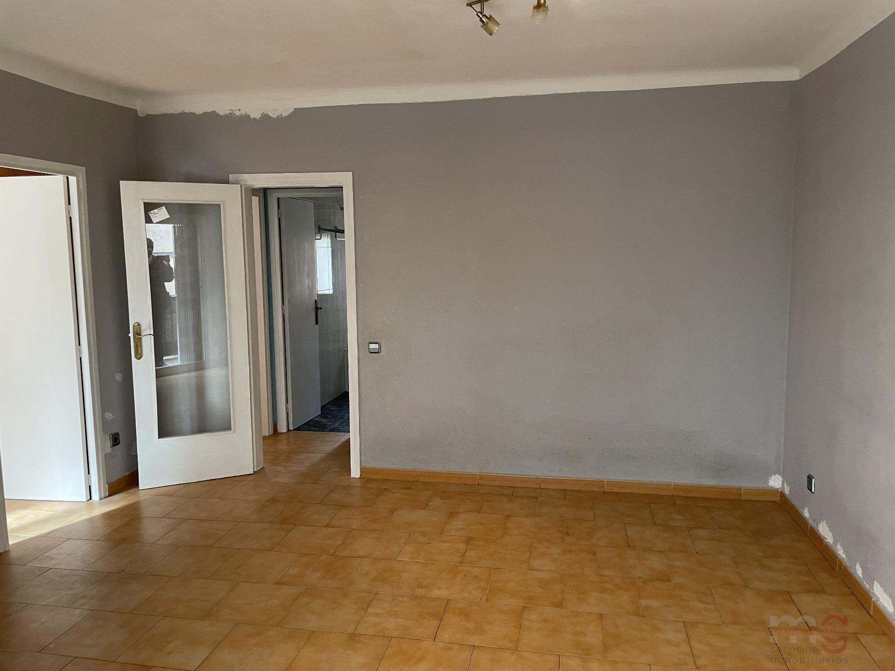 For sale of apartment in Torredembarra