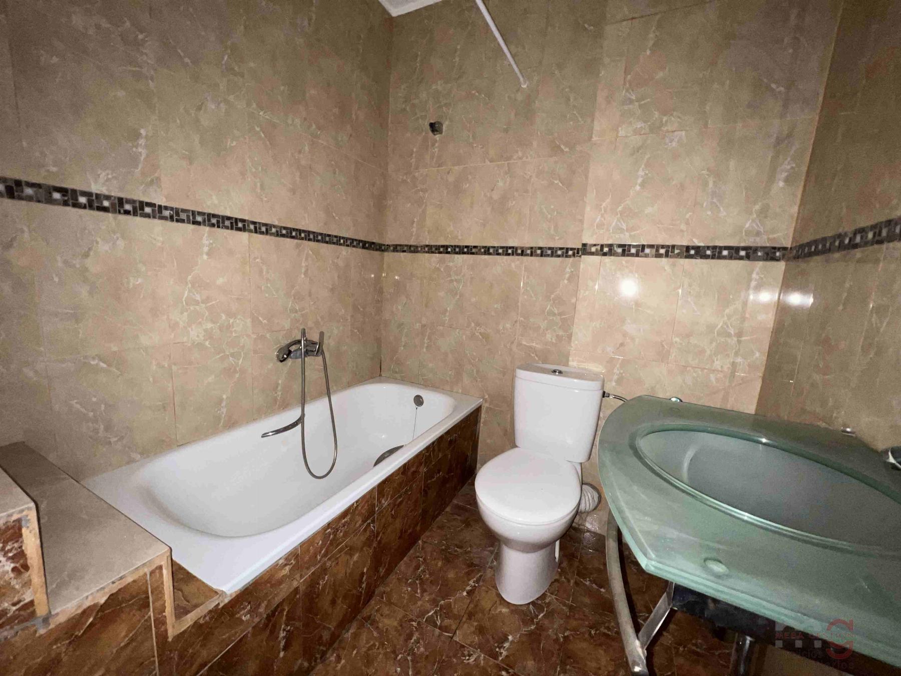 For sale of apartment in Tortosa
