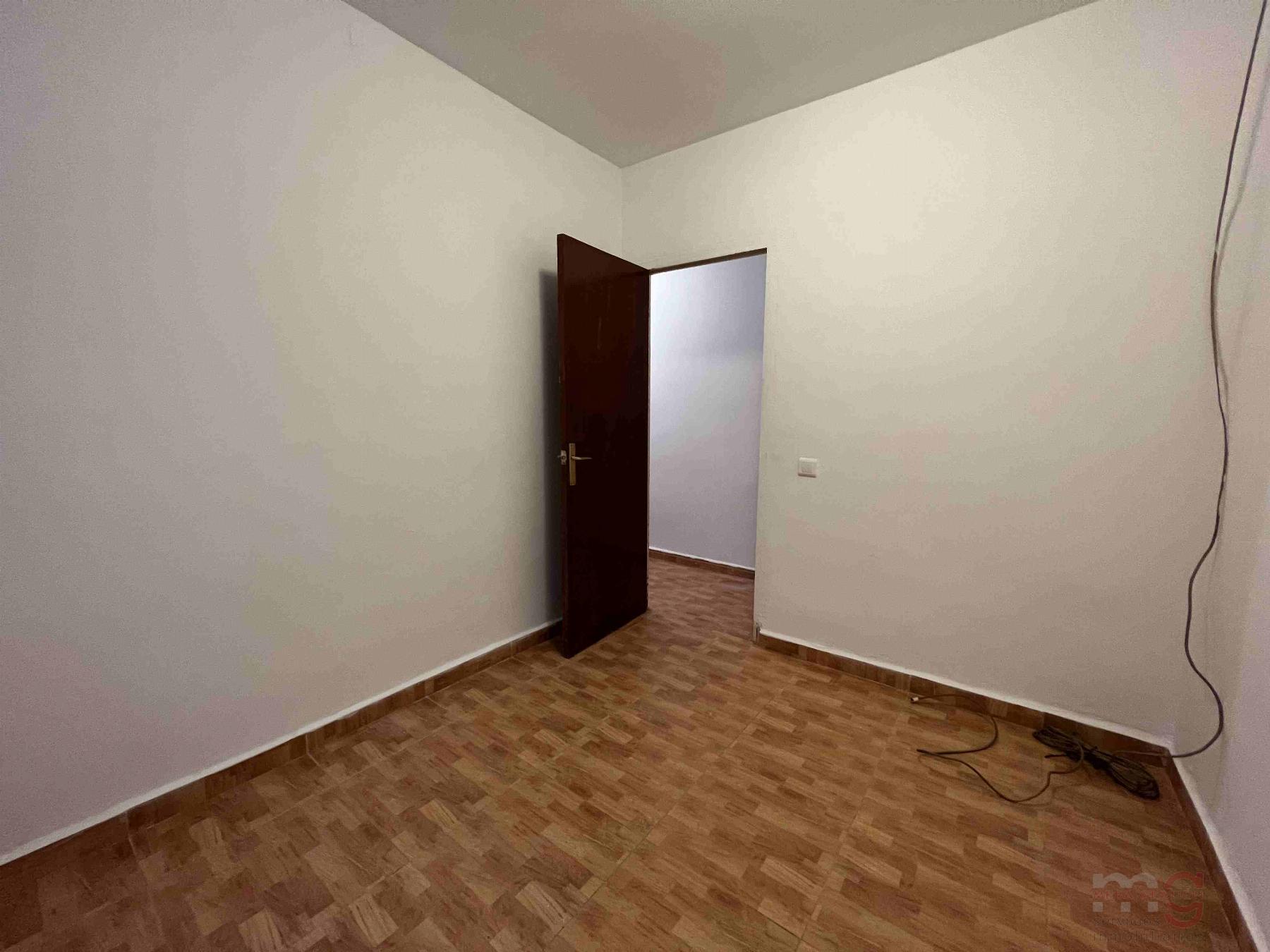 For sale of apartment in Tortosa