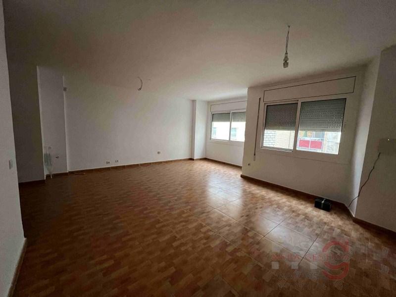 For sale of apartment in Tortosa