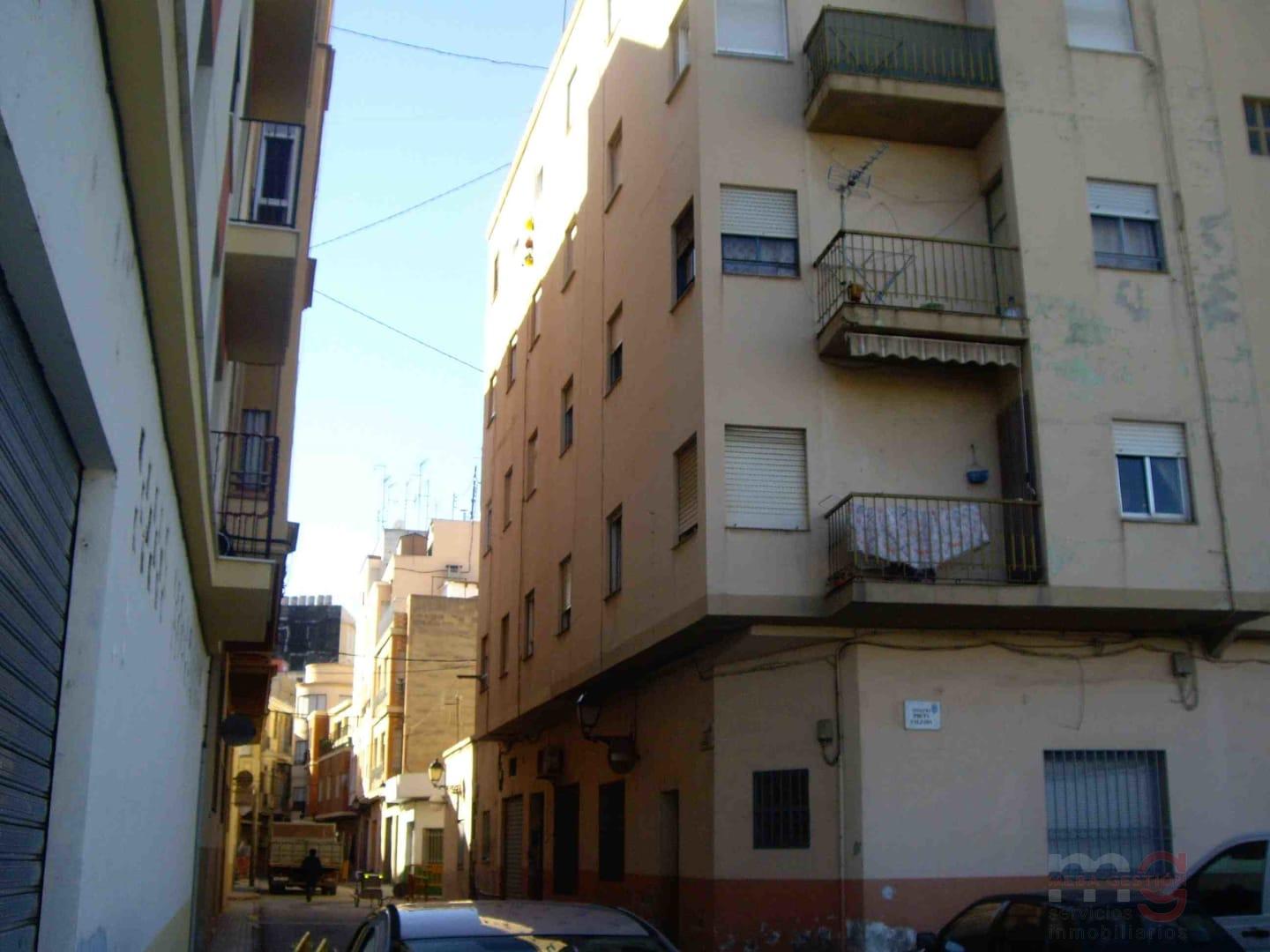 For sale of flat in Burriana