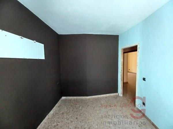 For sale of apartment in Alzira