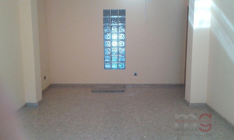 For sale of apartment in Alzira