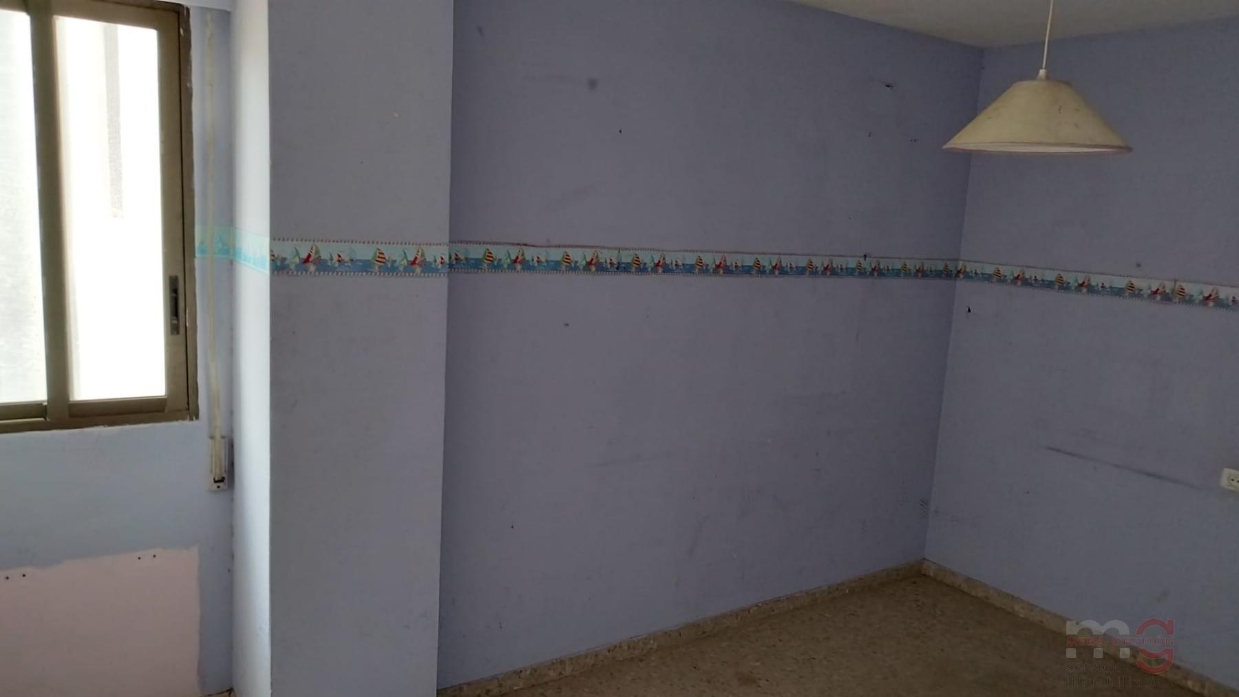 For sale of flat in Castellón