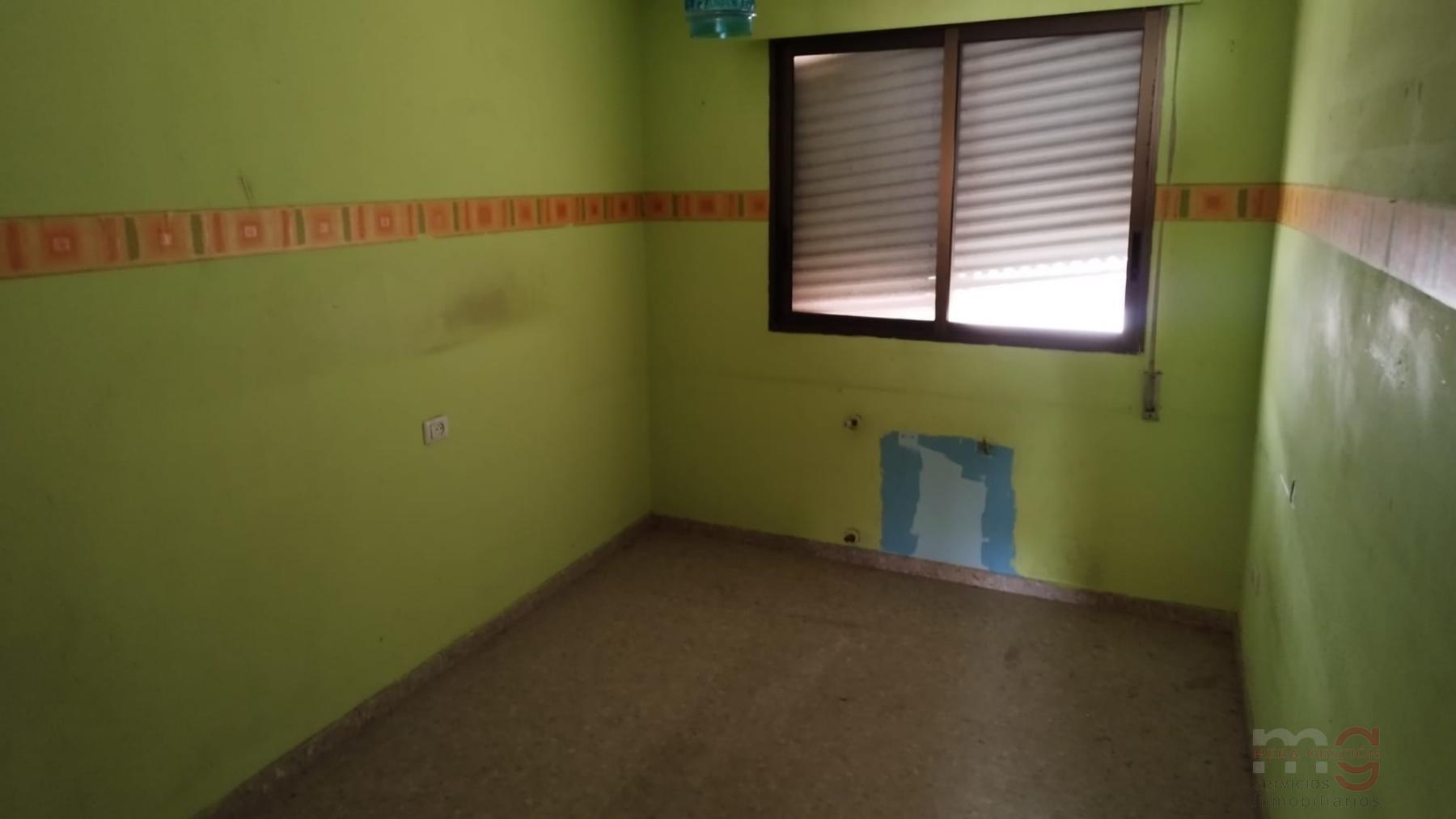 For sale of flat in Castellón