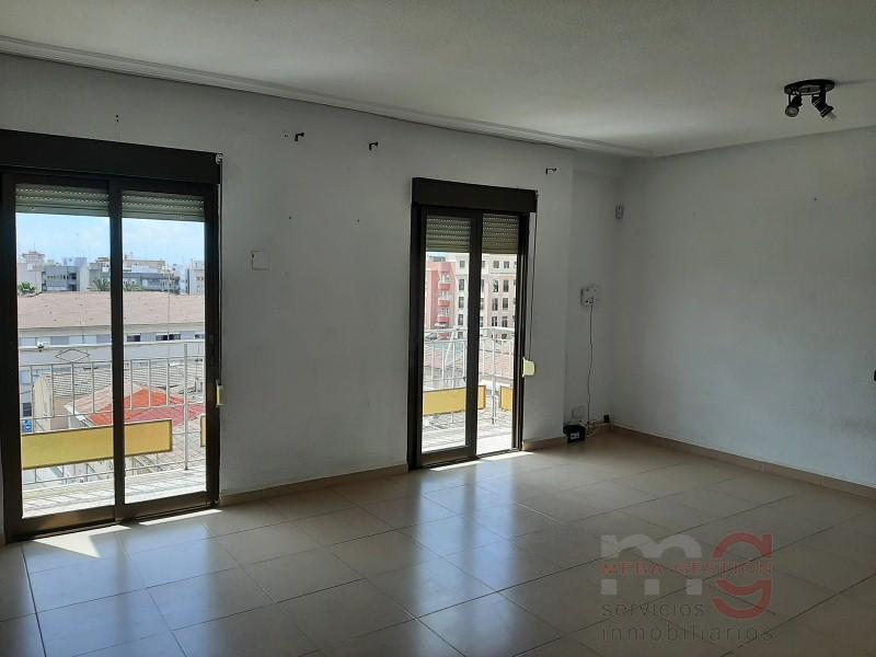 For sale of apartment in Elche-Elx