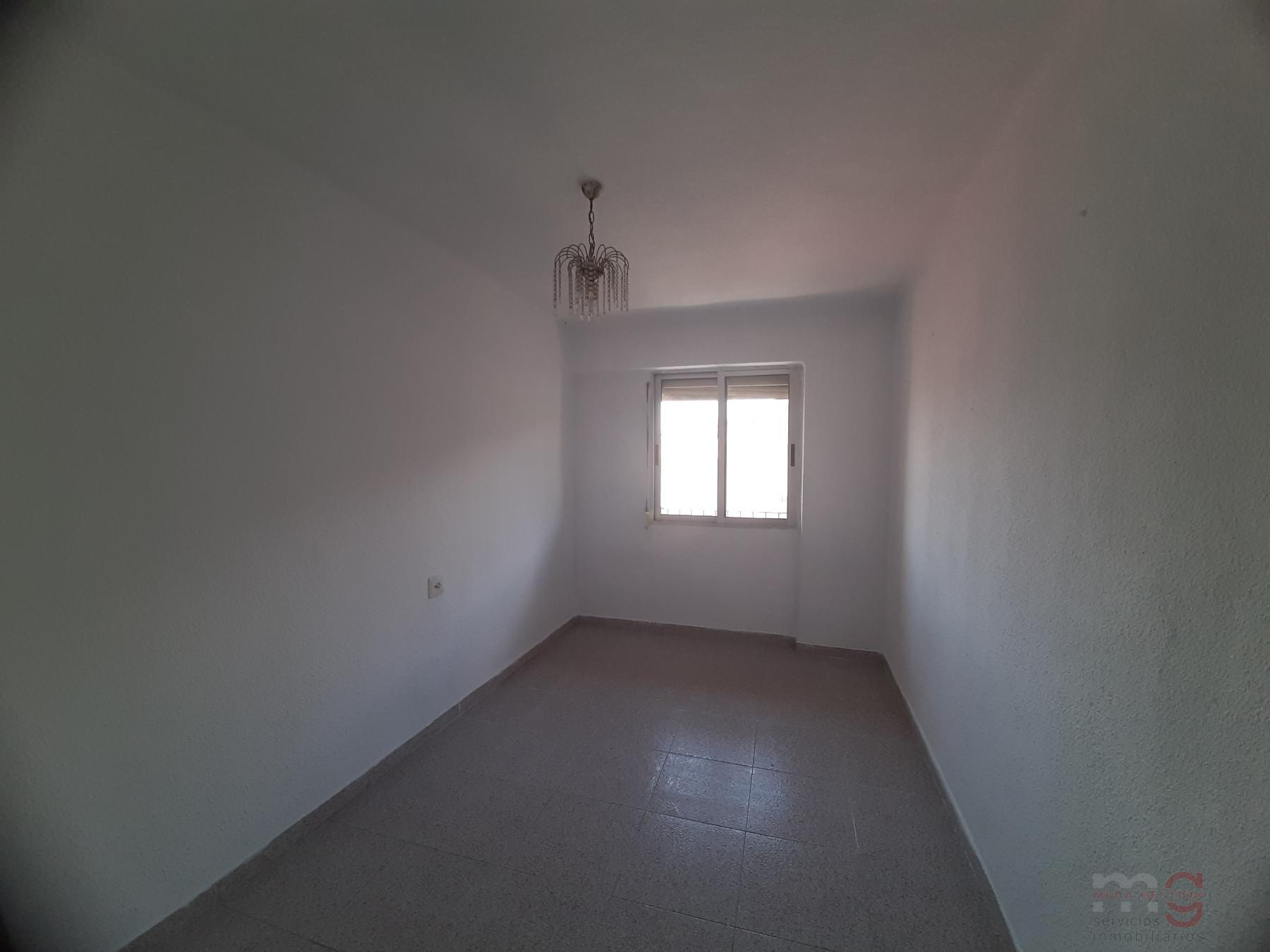 For sale of apartment in Elche-Elx