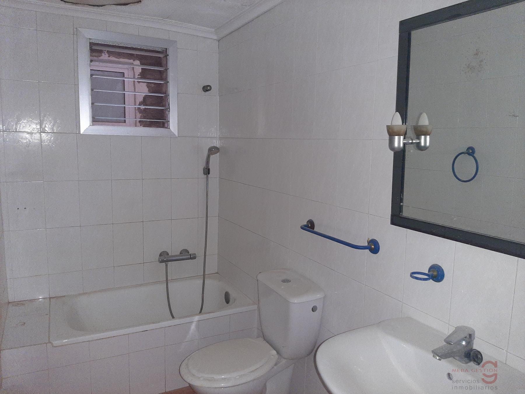 For sale of apartment in Elche-Elx
