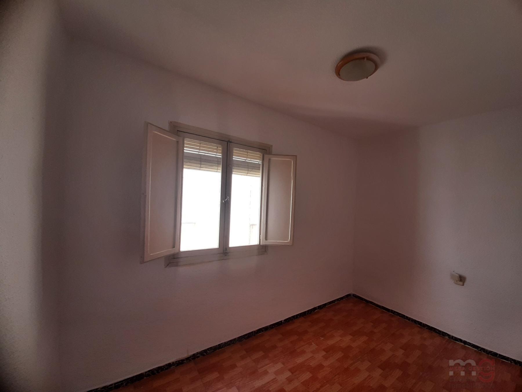 For sale of apartment in Elche-Elx