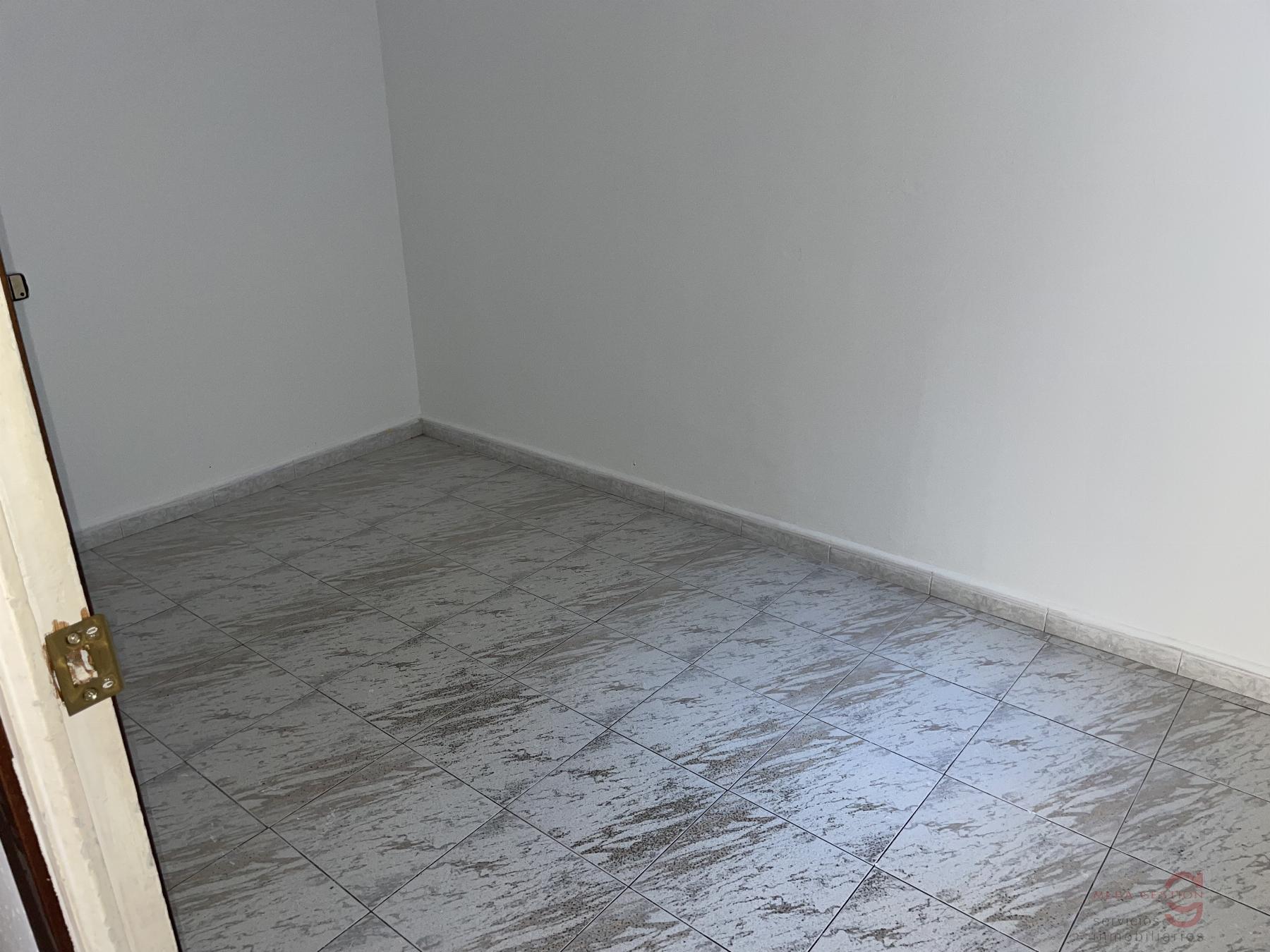 For sale of apartment in Manresa