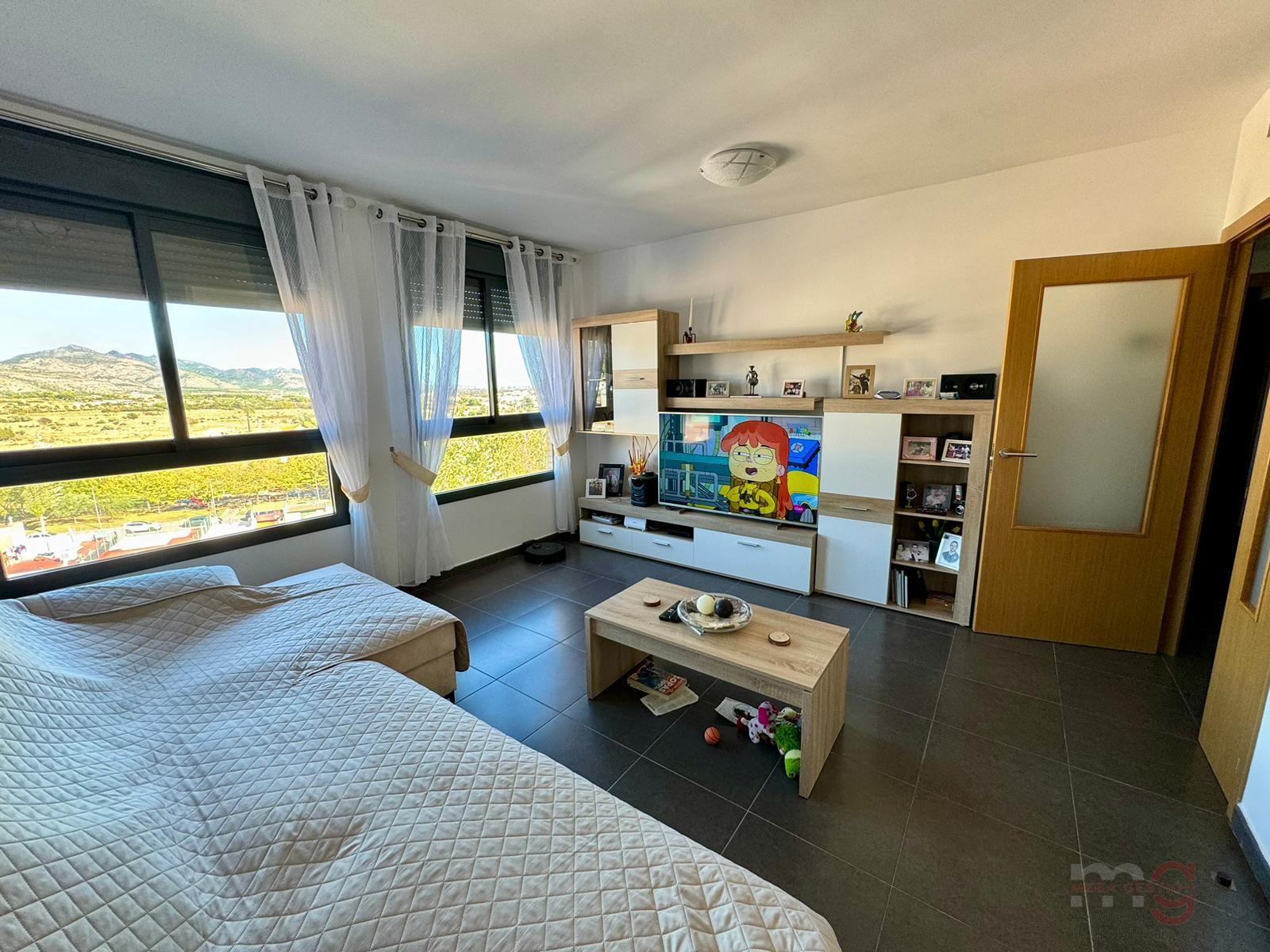 For sale of flat in Castellón