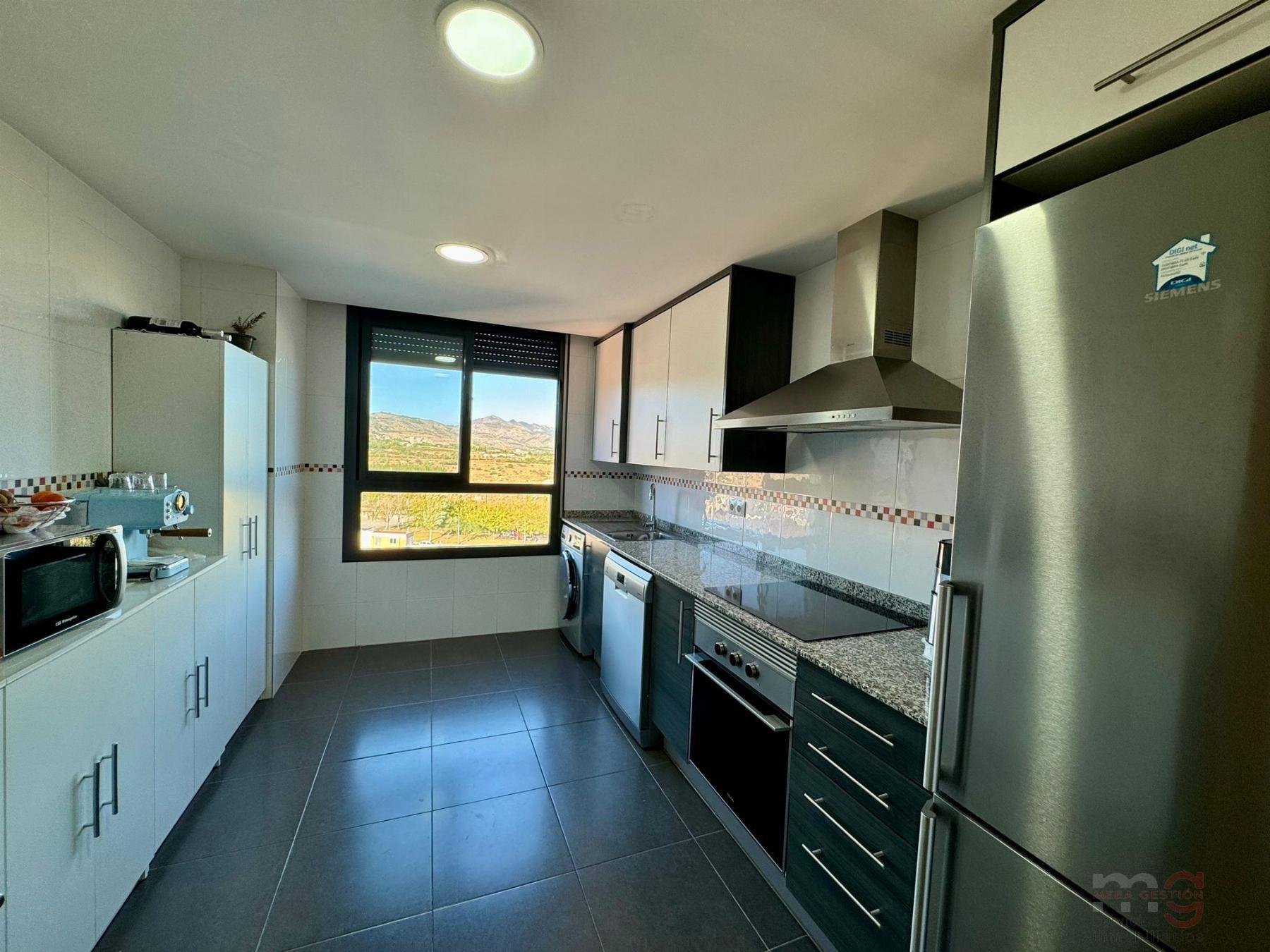 For sale of flat in Castellón