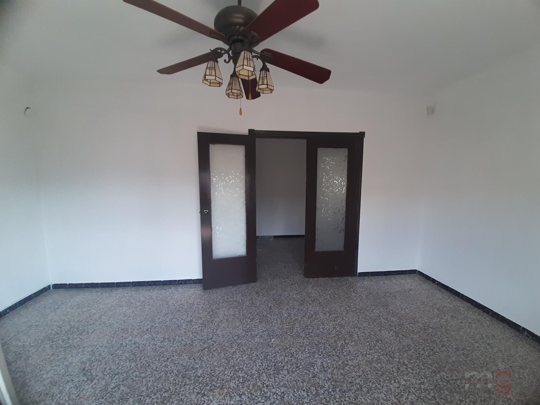 For sale of apartment in Albatera