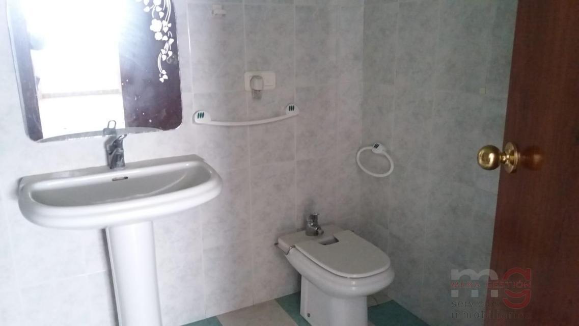 For sale of apartment in Almazora