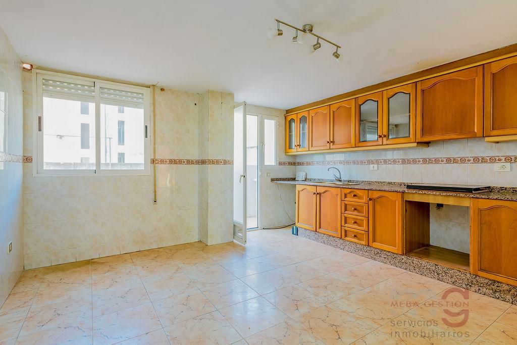 For sale of apartment in Castellón