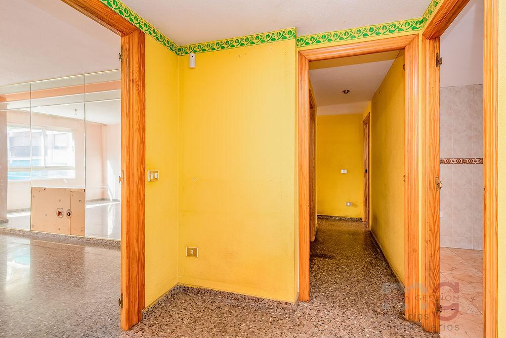 For sale of apartment in Castellón