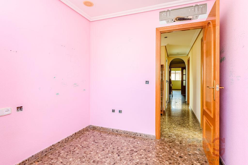 For sale of apartment in Onda