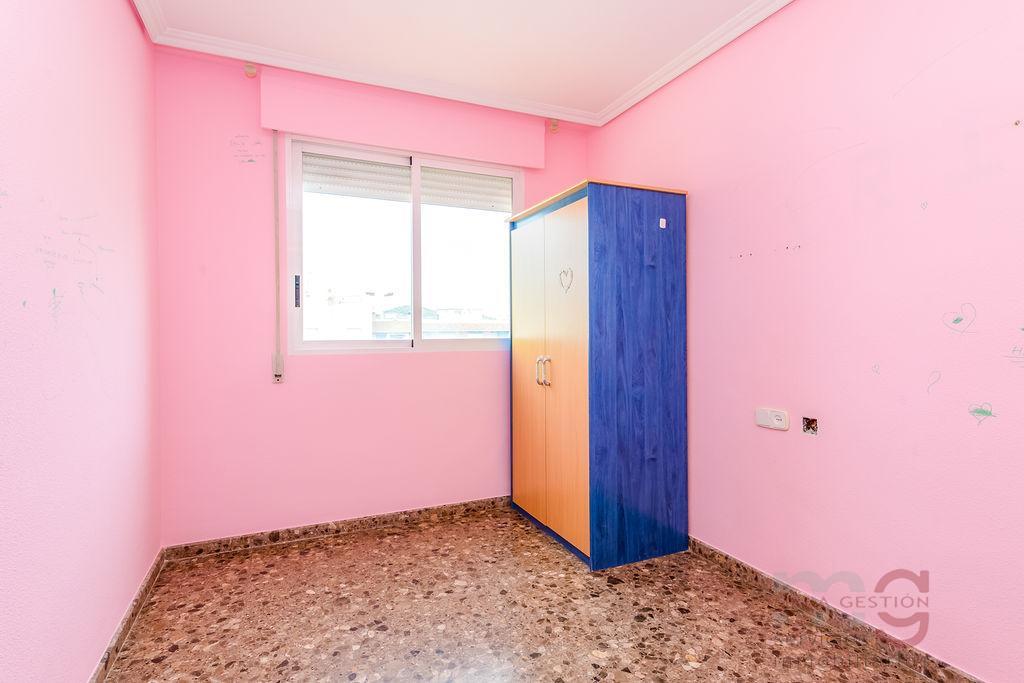 For sale of apartment in Onda
