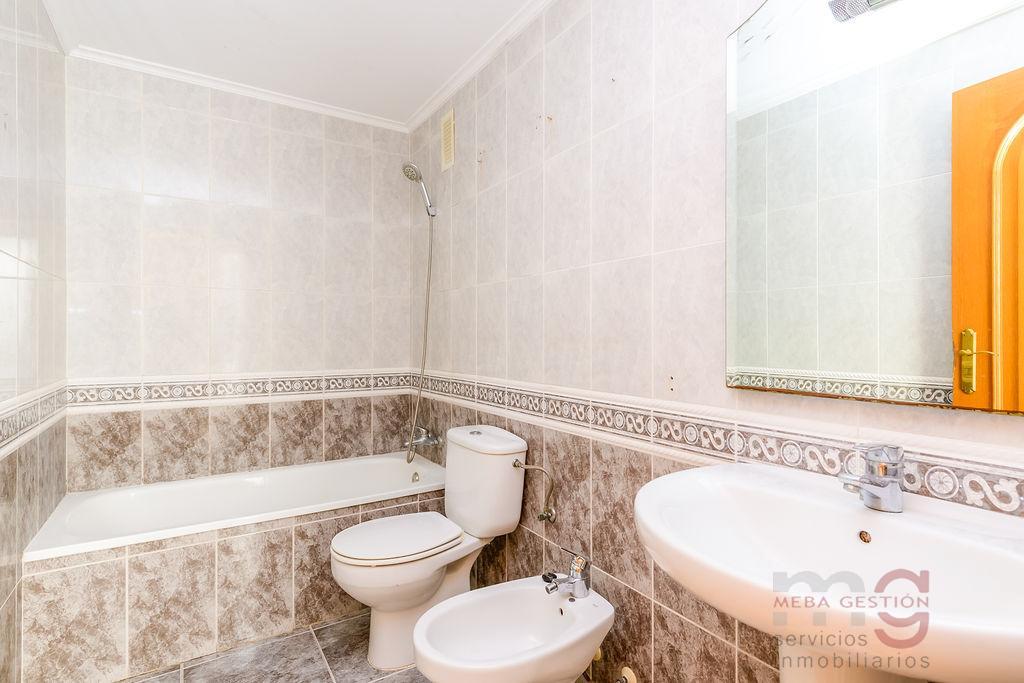 For sale of apartment in Onda