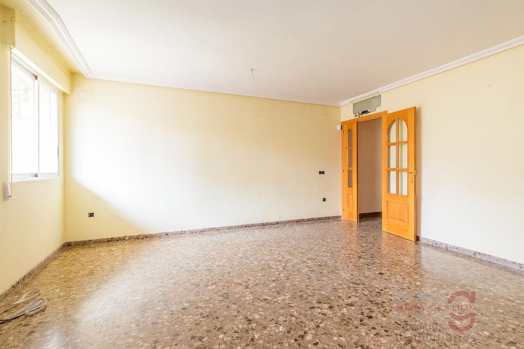 For sale of apartment in Onda