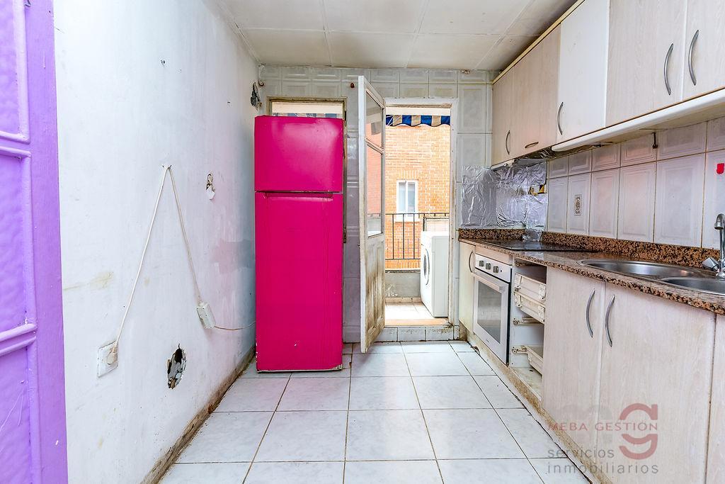 For sale of apartment in Valencia