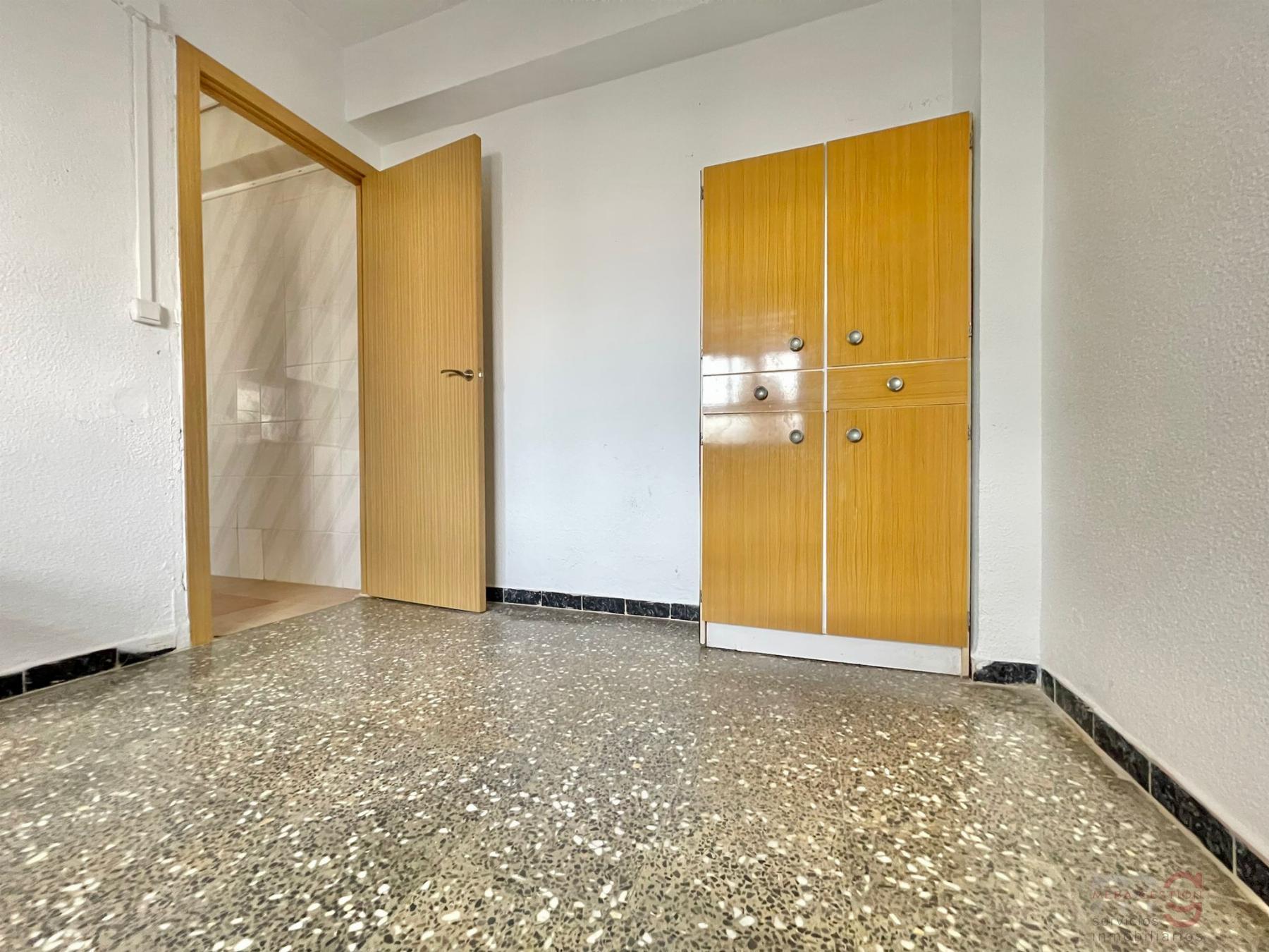 For sale of apartment in Alicante