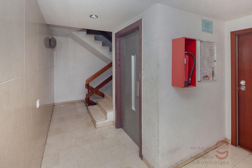 For sale of apartment in Valencia