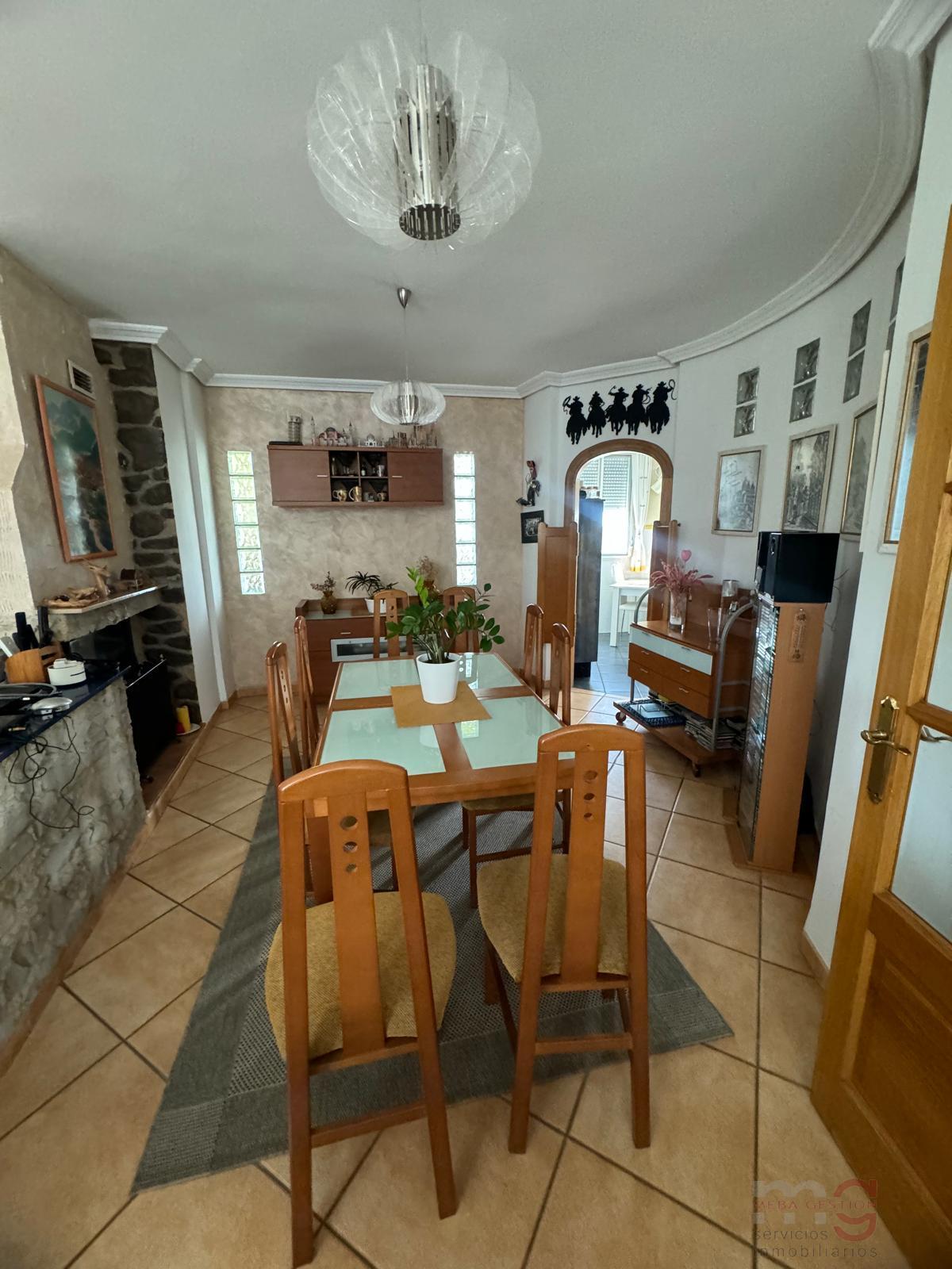 For sale of chalet in Benicasim
