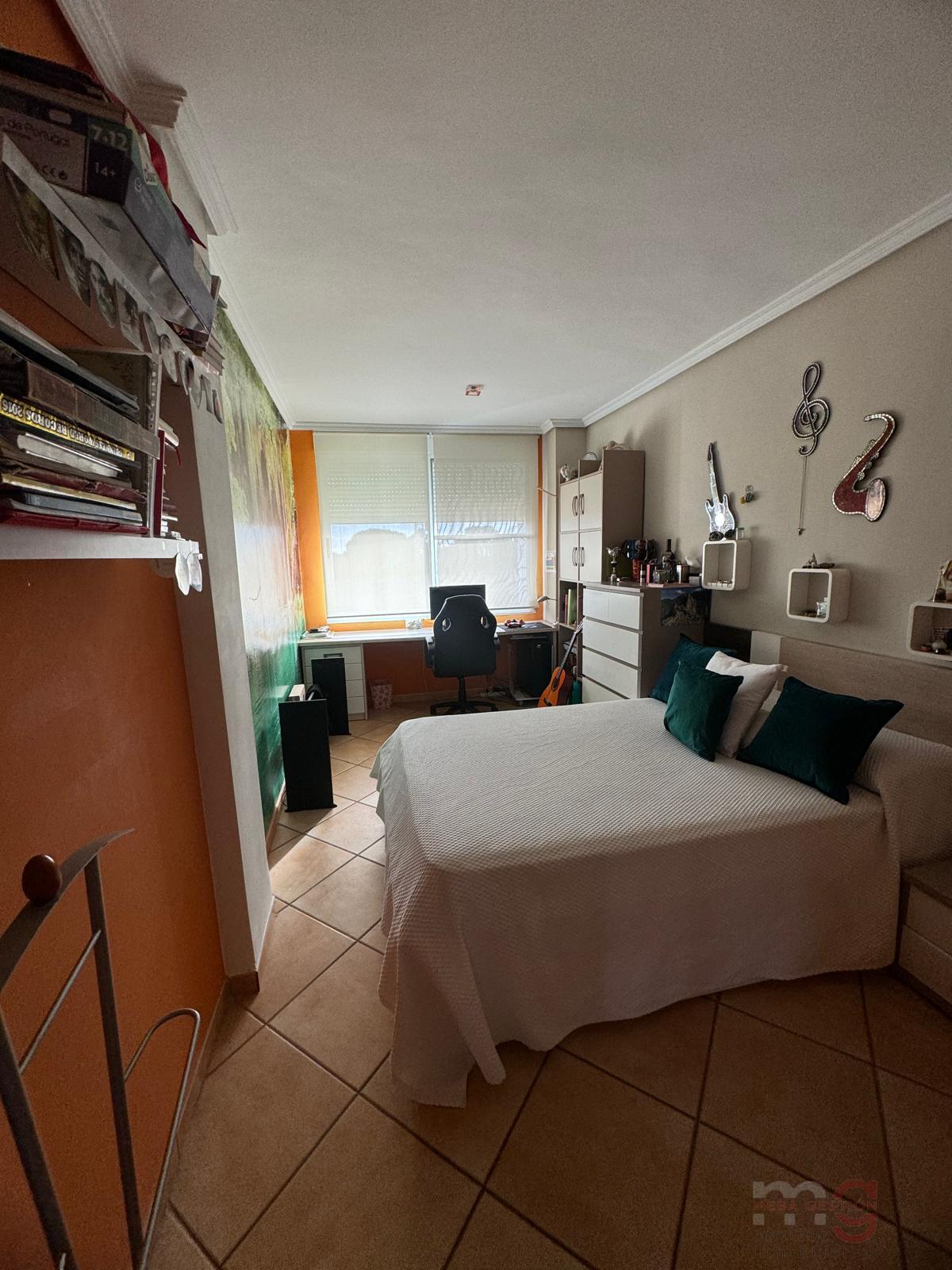 For sale of chalet in Benicasim
