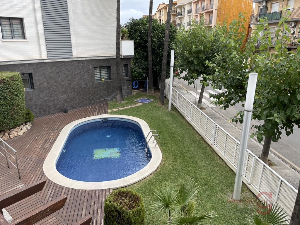 For sale of apartment in Torredembarra