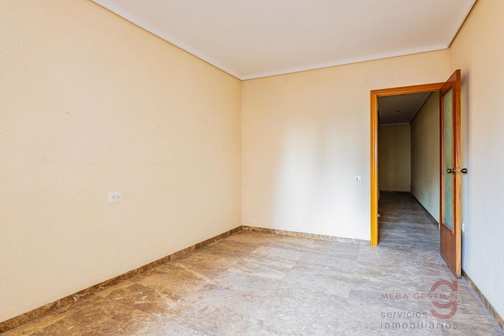 For sale of apartment in Castellón