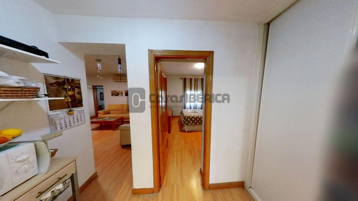 For sale of flat in Valencia