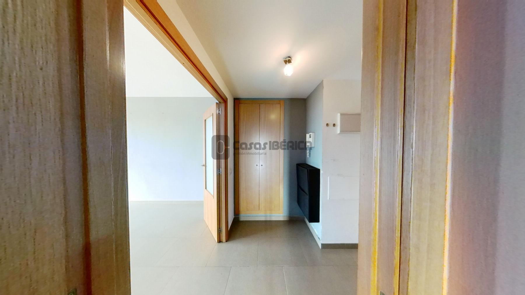 For sale of flat in Valencia