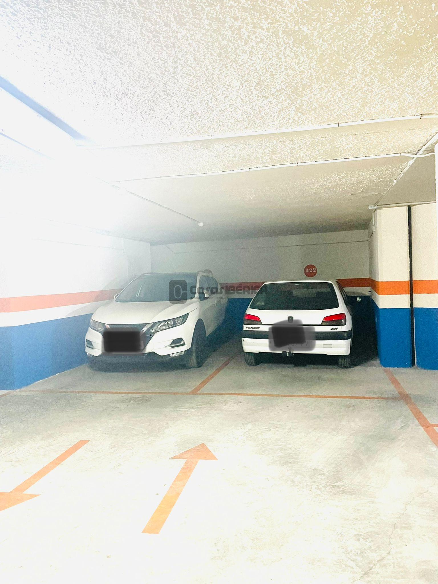 For rent of garage in Valencia
