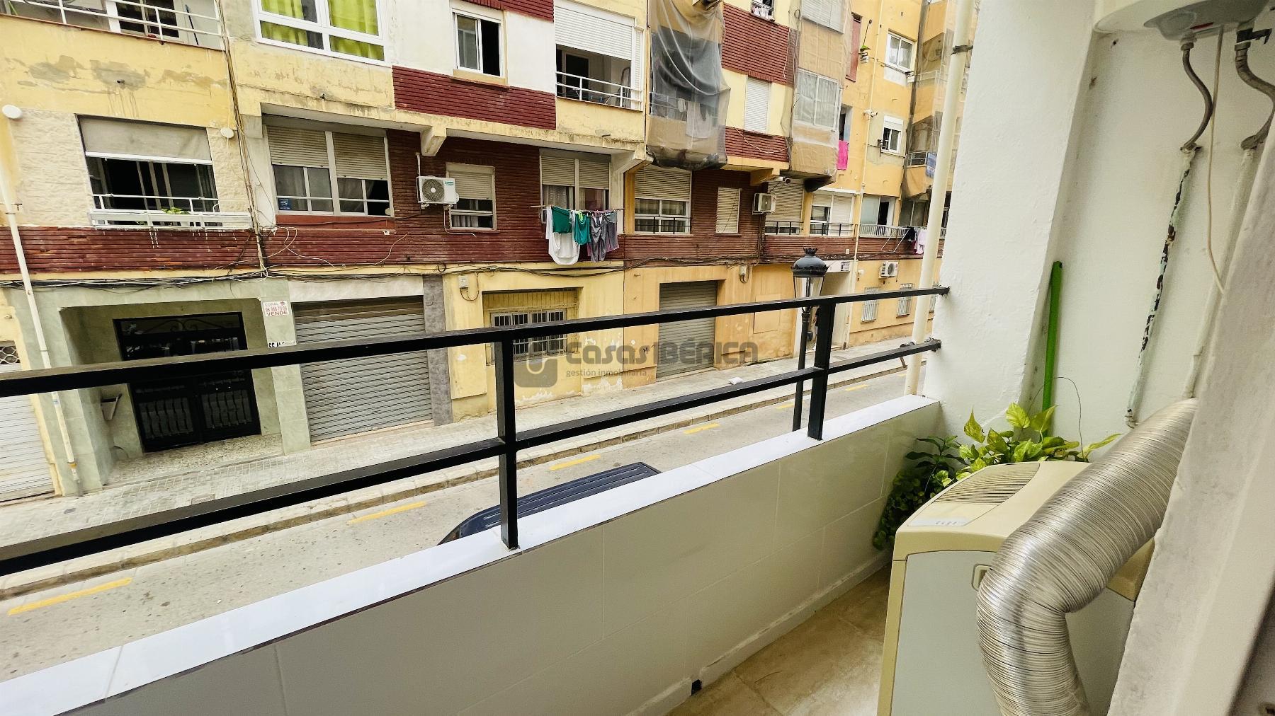 For sale of flat in Valencia