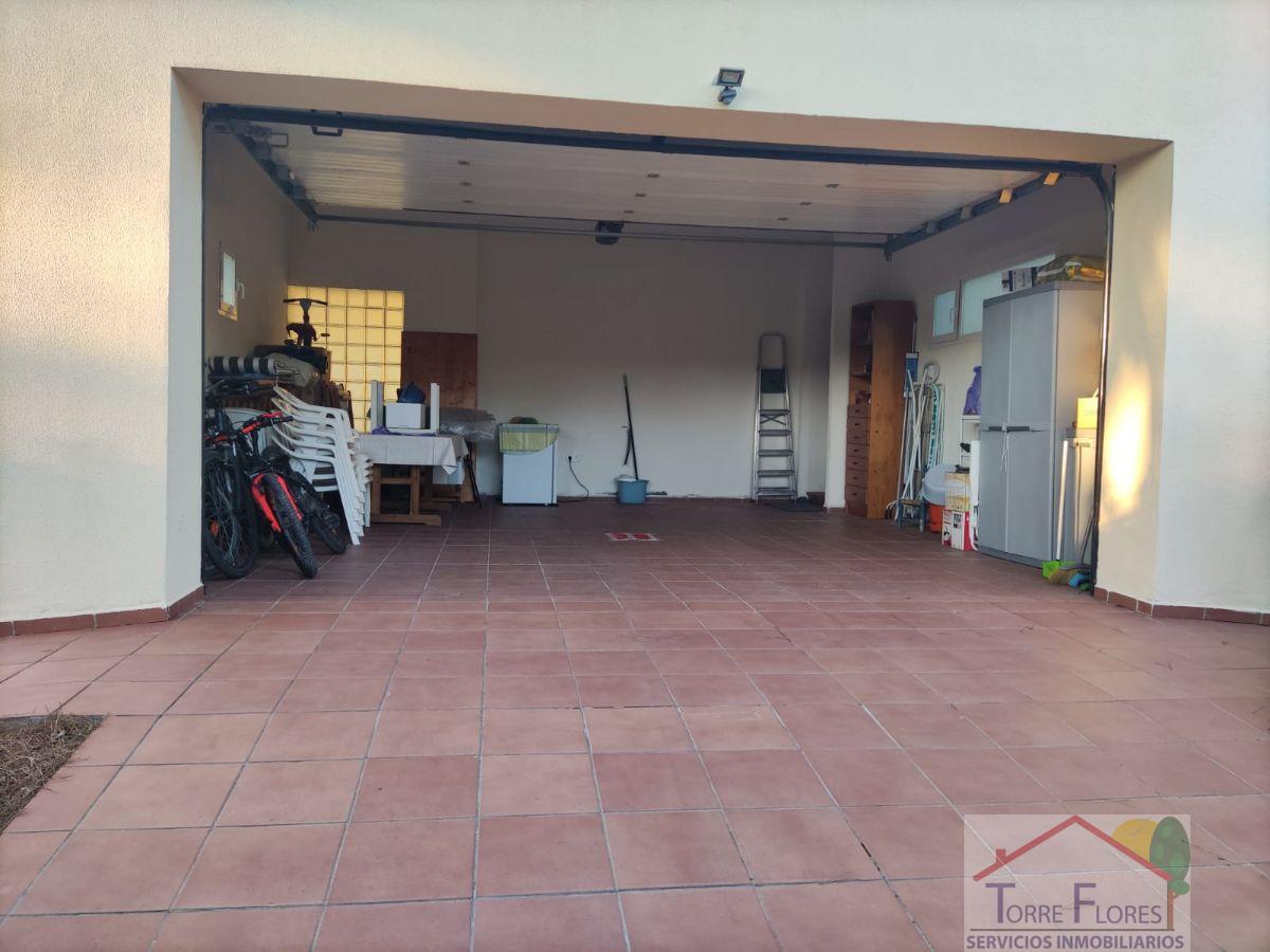 For sale of house in Conil