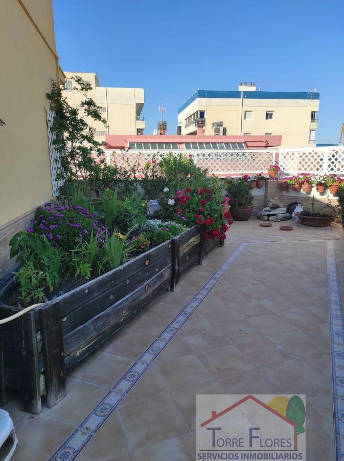 For sale of penthouse in Cádiz