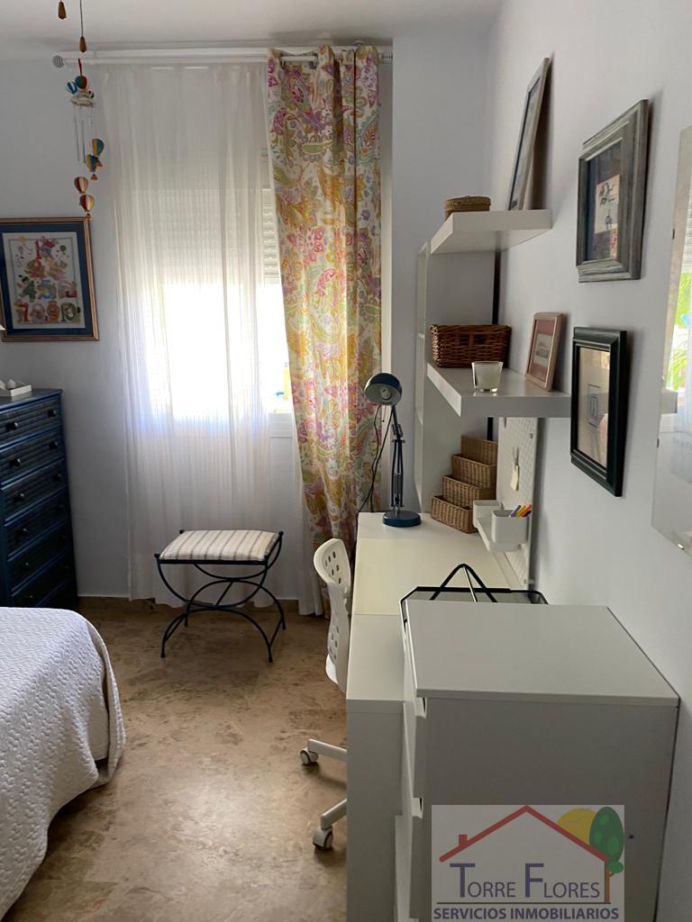 For sale of flat in El Puerto de Santa María