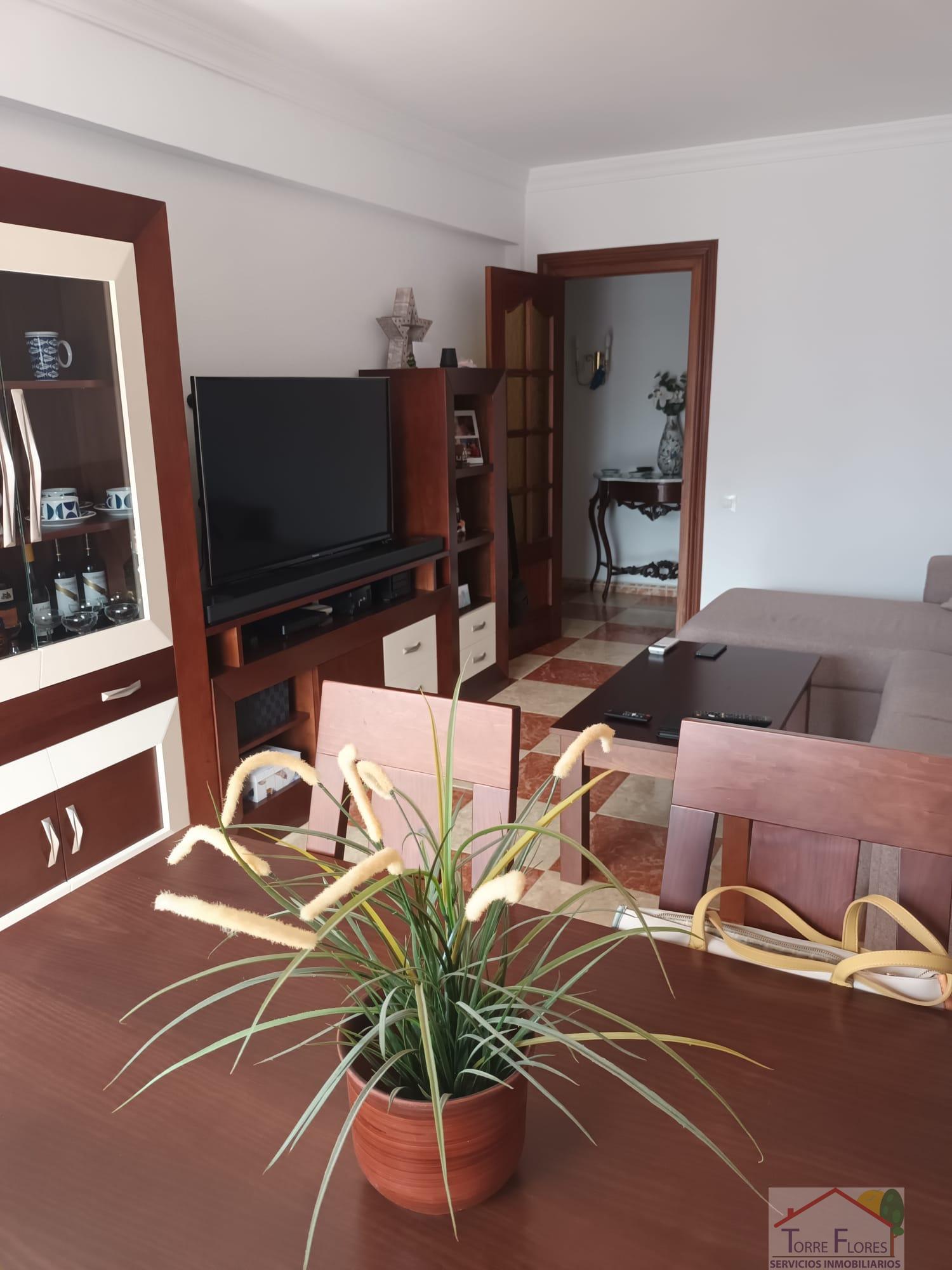 For sale of flat in San Fernando