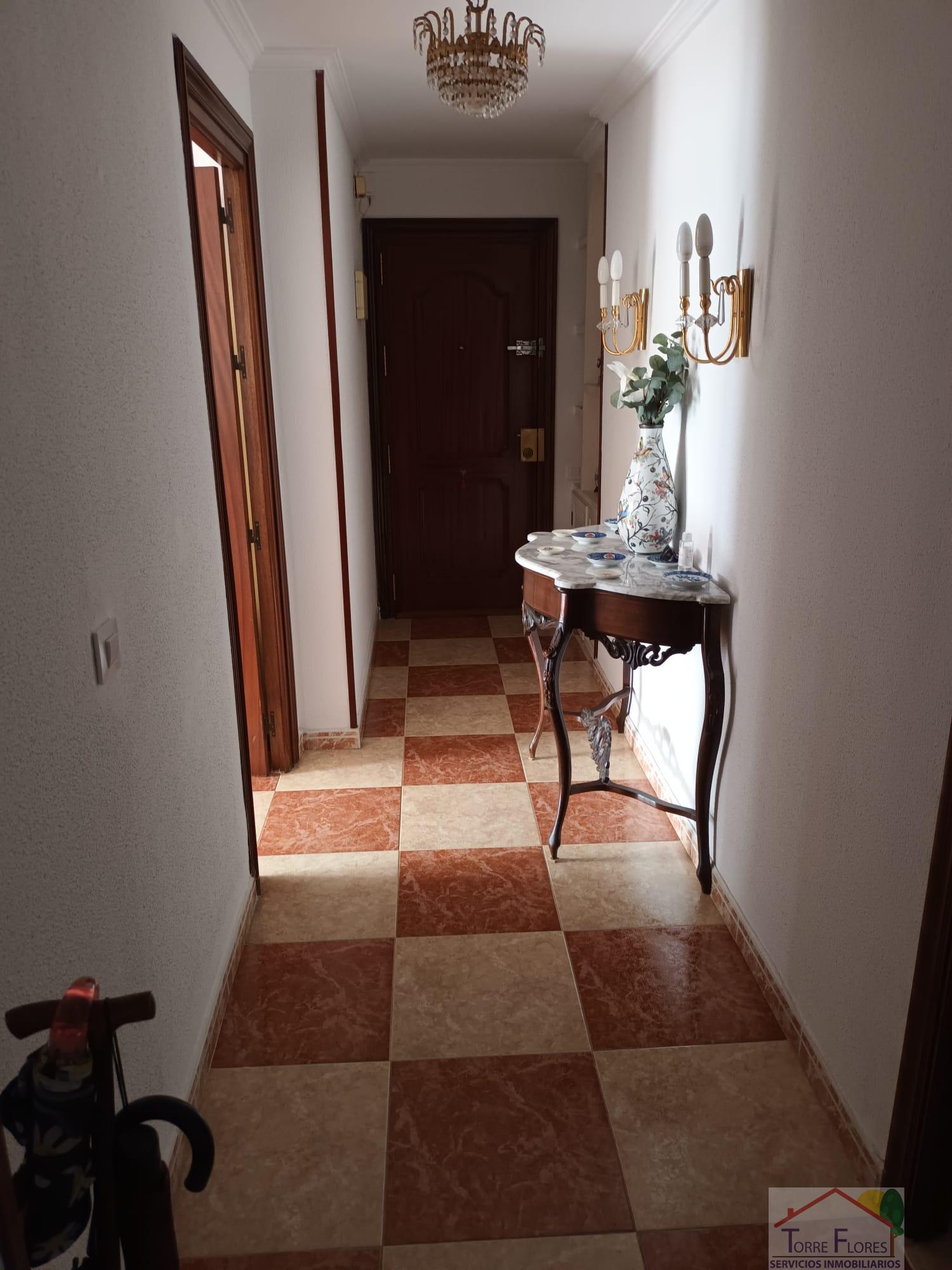 For sale of flat in San Fernando