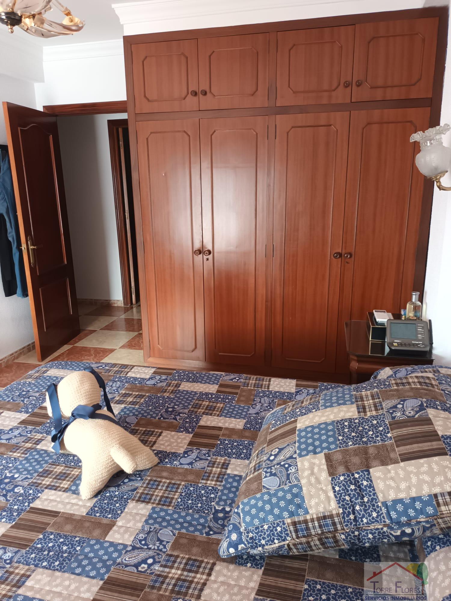 For sale of flat in San Fernando