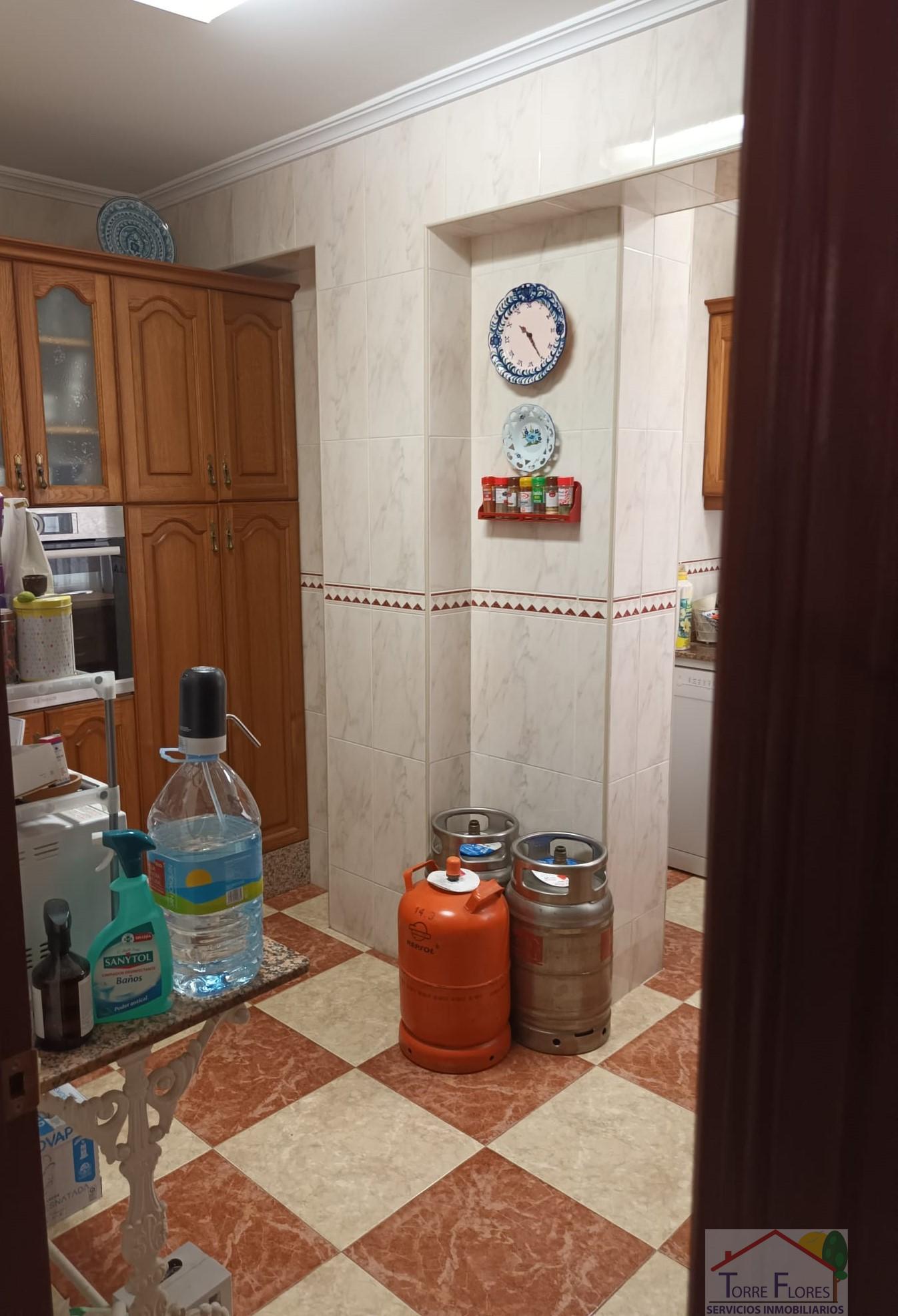 For sale of flat in San Fernando