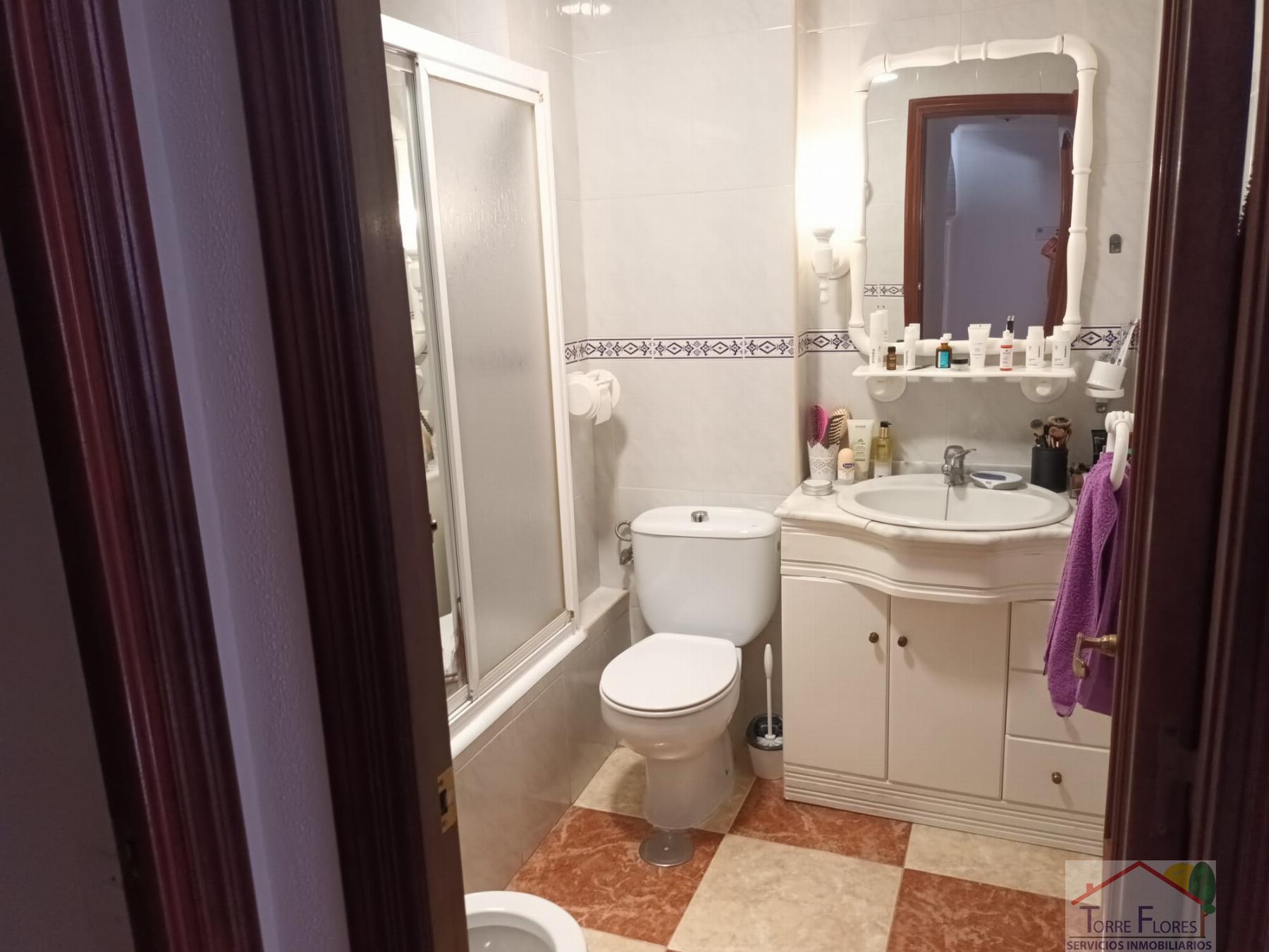 For sale of flat in San Fernando