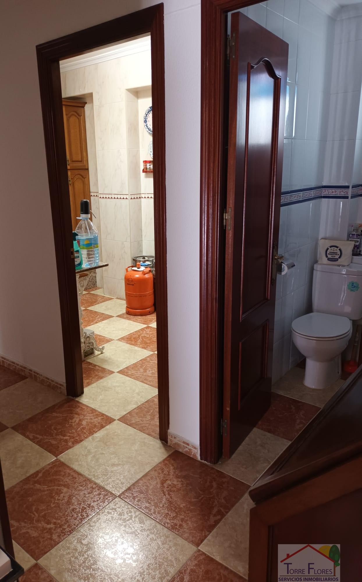 For sale of flat in San Fernando