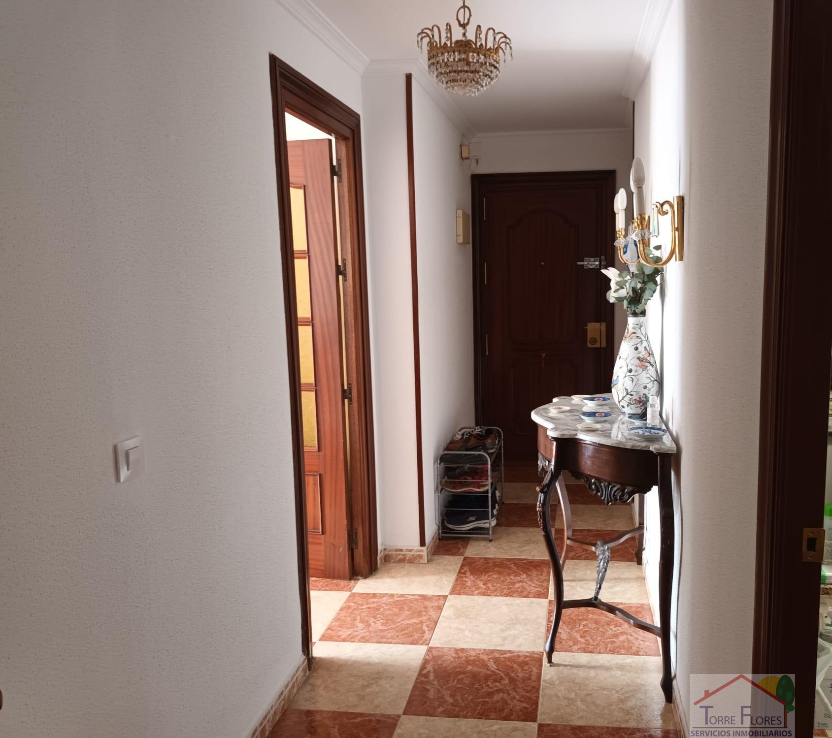 For sale of flat in San Fernando