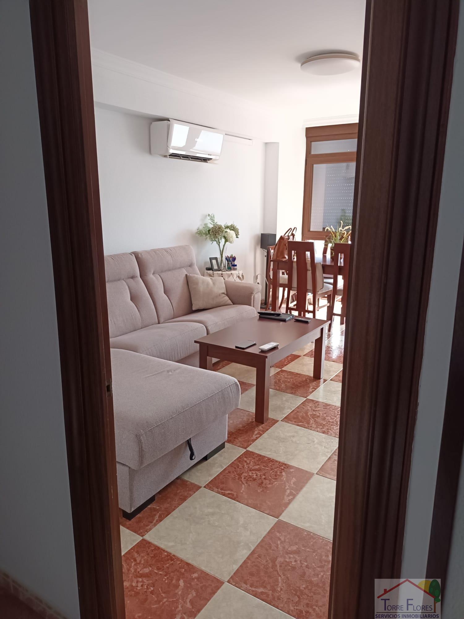 For sale of flat in San Fernando