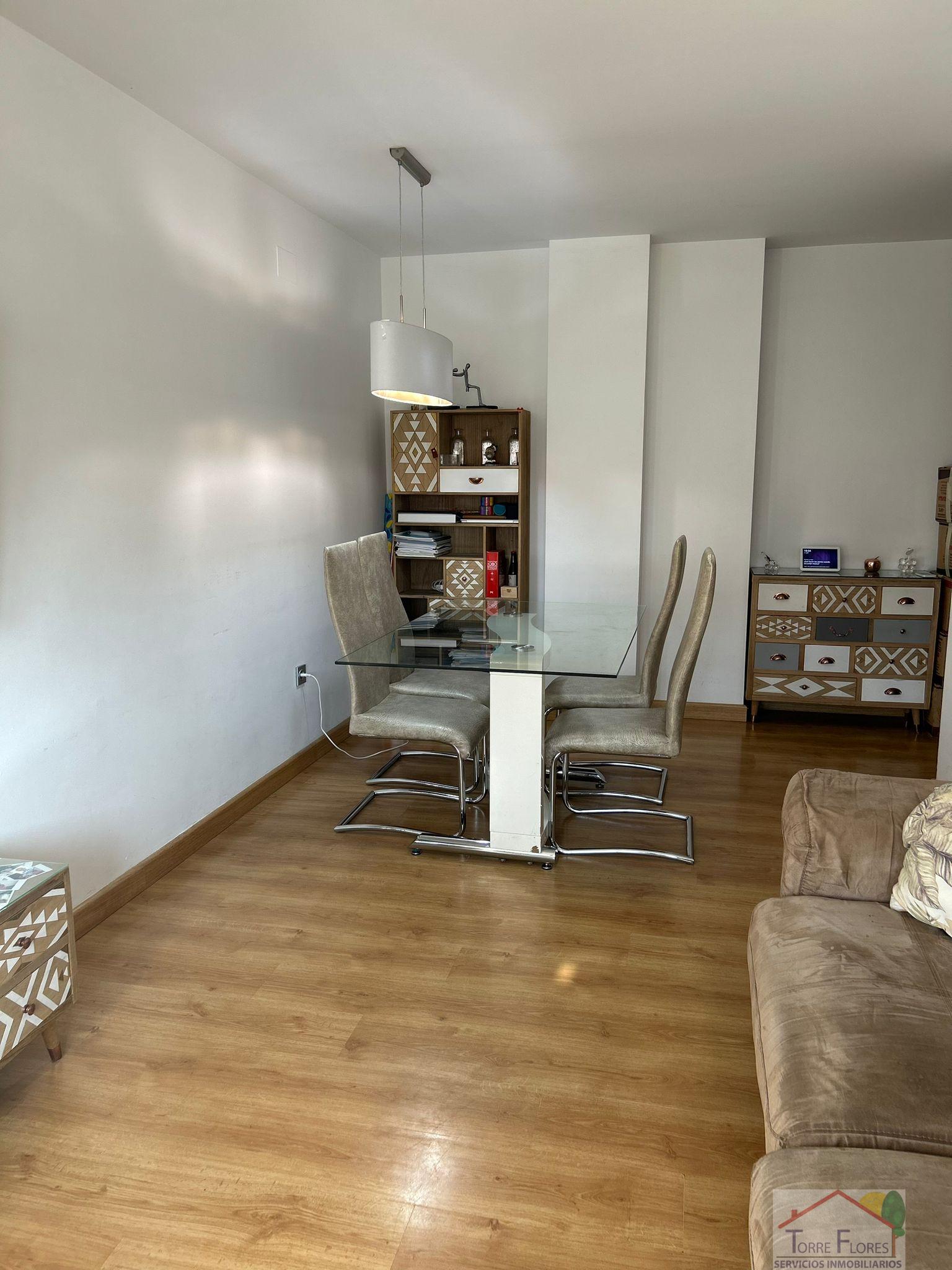 For sale of flat in San Fernando