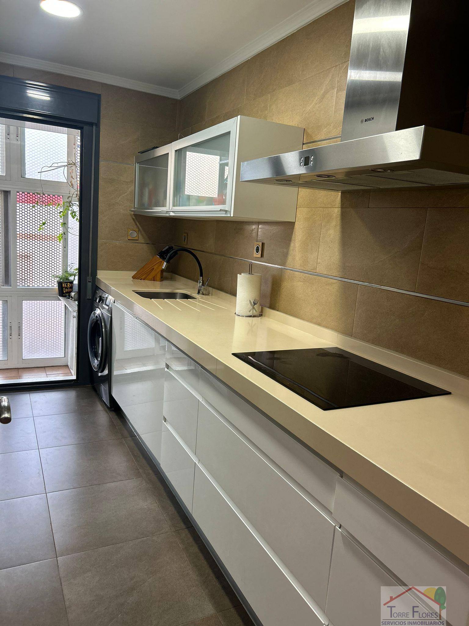 For sale of flat in San Fernando